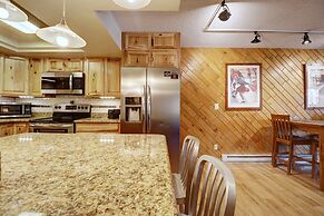 Pet-friendly Very Spacious Condo - BE108 by RedAwning