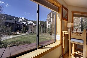 Pet-friendly Very Spacious Condo - BE108 by RedAwning