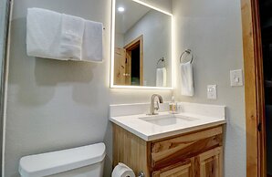 Amazing Ski in-out Condo With Mountain Views - FP114 by RedAwning