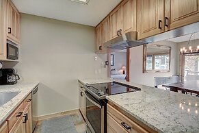 Beautiful Dog Friendly Ski Chalet A Minute to SuperBee Lift - AN203 by