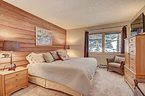 Beautiful Dog Friendly Ski Chalet A Minute to SuperBee Lift - AN203 by
