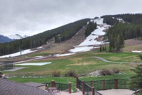 Beautiful Condo, Ski Out Your Back Door - FP202 by RedAwning