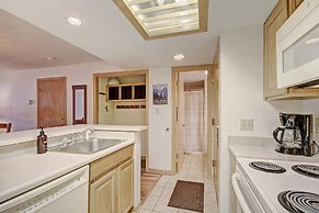 Beautiful Condo, Ski Out Your Back Door - FP202 by RedAwning