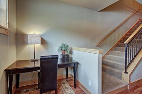 Short Walk to Ski Lift & Private Hot tub - 39C by RedAwning