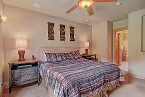 Short Walk to Ski Lift & Private Hot tub - 39C by RedAwning