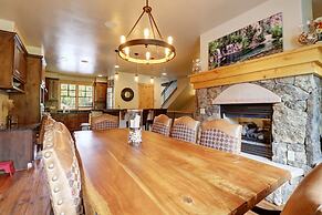 Short Walk to Ski Lift & Private Hot tub - 39C by RedAwning