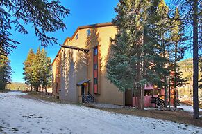 CM336 and CM337 Copper Mtn Inn by RedAwning