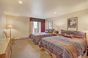 CM336 and CM337 Copper Mtn Inn by RedAwning