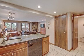 CM336 and CM337 Copper Mtn Inn by RedAwning