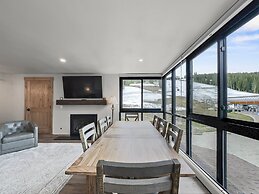 Amazing Location - Steps to American Eagle Lift - CJ202 by RedAwning