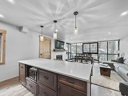 Amazing Location - Steps to American Eagle Lift - CJ202 by RedAwning