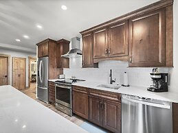 Amazing Location - Steps to American Eagle Lift - CJ202 by RedAwning