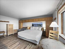 Amazing Location - Steps to American Eagle Lift - CJ202 by RedAwning