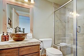 Mountain Chalet Right Next To The Lift - 39B by RedAwning