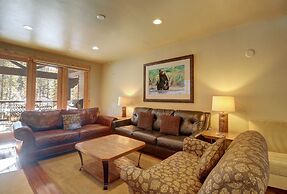 Mountain Chalet Right Next To The Lift - 39B by RedAwning