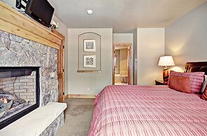 Mountain Chalet Right Next To The Lift - 39B by RedAwning