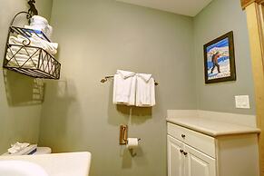 Stunning Views From This Condo - TM325 by RedAwning