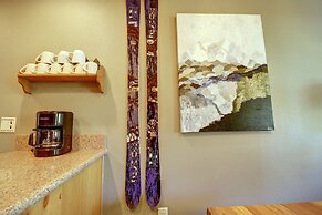 Stunning Views From This Condo - TM325 by RedAwning