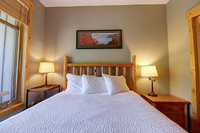 Stunning Views From This Condo - TM325 by RedAwning