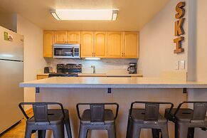 Comfortable Cozy Condo - Short Walk to American Eagle Lift - SH402 by 