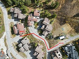 Incredible Executive Private Pet Friendly Home - LR902 by RedAwning