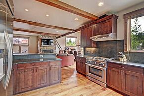 Beautiful Executive Ski-In Ski-Out Rooftop Hot tub - LR962 by RedAwnin