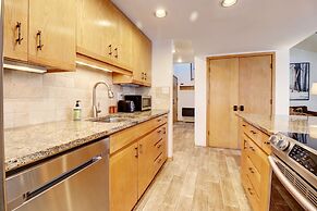 Cc301 Cross Creek 2br 2ba 2 Bedroom Condo by RedAwning