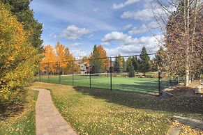 241c Mountain Side 2br 2ba 2 Bedroom Condo by RedAwning