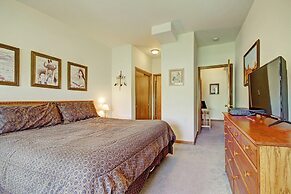 127 Lookout Ridge 2 Bedroom Townhouse by RedAwning