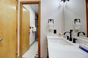 315 Woodbridge 2 Bedroom Condo by RedAwning