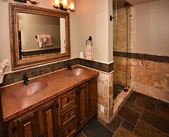 Potato Patch Club - 5 Br Townhouse