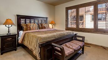 Stillwater Shores 1273 5 Bedroom Townhouse by RedAwning