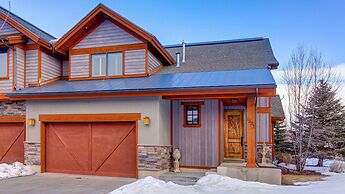 Stillwater Shores 1273 5 Bedroom Townhouse by RedAwning