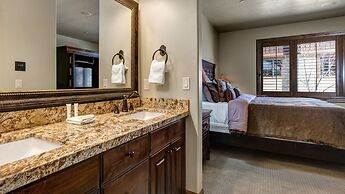 Stillwater Shores 1273 5 Bedroom Townhouse by RedAwning