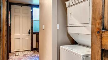 3 Kings Mountain Vista 2 Bedroom Home by RedAwning