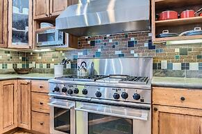 Upper Woodside Luxury 3 Bedroom Home