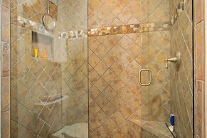 125 Ridgepoint  3 Bedroom Townhouse by RedAwning