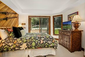 125 Ridgepoint  3 Bedroom Townhouse by RedAwning