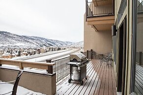 6 Chambertin Townhomes 4 Bedroom Townhouse by RedAwning