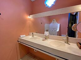 Art 64 Hotel Boutique - Adults Only