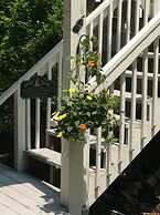 Bald Mountain House Inn at the Wolf Laurel Resort