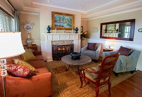 Bald Mountain House Inn at the Wolf Laurel Resort