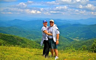 Bald Mountain House Inn at the Wolf Laurel Resort