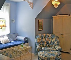 Bald Mountain House Inn at the Wolf Laurel Resort