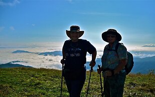 Bald Mountain House Inn at the Wolf Laurel Resort