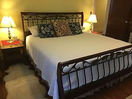 Kenoza Lake View Manor