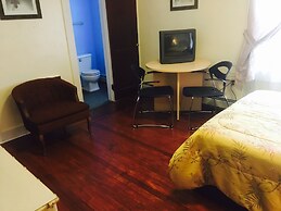 Kenoza Lake View Manor