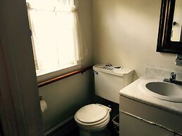 Kenoza Lake View Manor