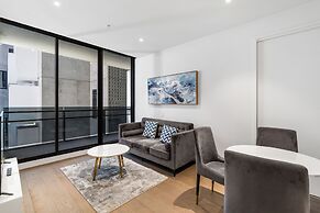 The Eminence Apartments by CLLIX