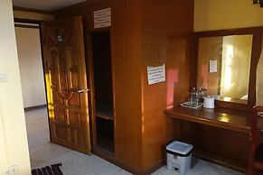 Chaiyaphruk Grand Hotel